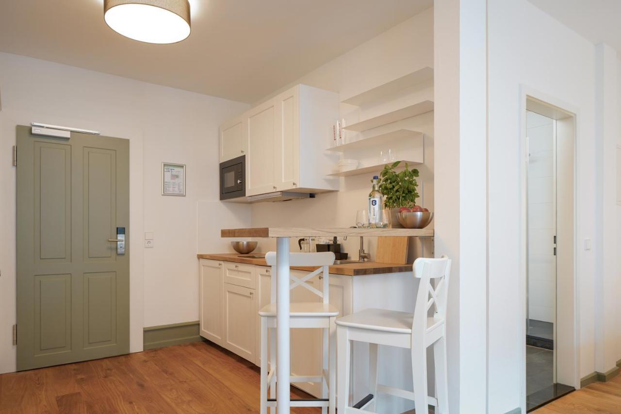 Studio Apartment,1469719778:JPEG